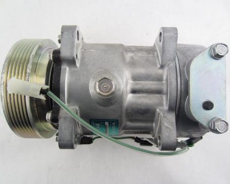 Alternative view of NEW Original Sanden Compressor 7935, 4263 (1101087)