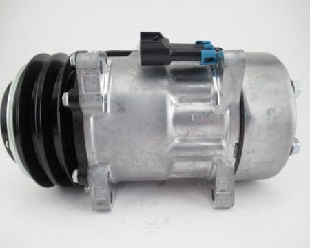 Alternative view of NEW Original Sanden Compressor Super Heavy Duty Series 4089, 4383 (1101046)