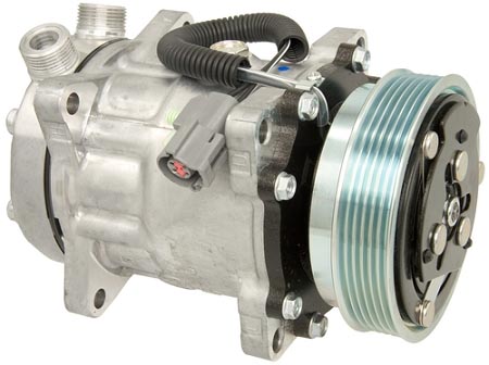 NEW Original Sanden Compressor 4653, F7TD-19D629AA (1101228 NEW Original Sanden Compressor 4653, F7TD-19D629AA (1101228