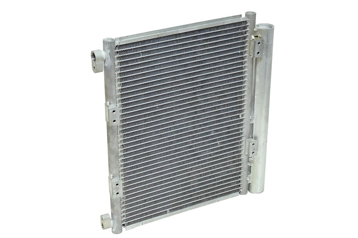 Condenser Isuzu N Series 2007-2015 GMC W Series 2007-2010 Condenser Isuzu N Series 2007-2015 GMC W Series 2007-2010